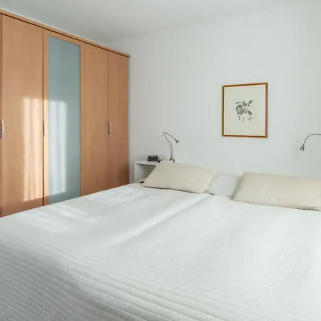 Huize Mare 滨海贝亨